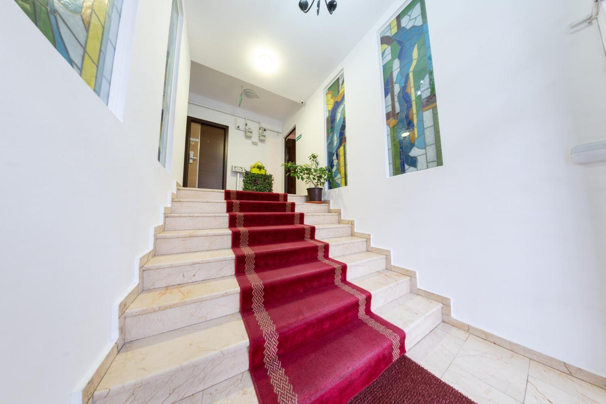 Avenue Parliament Old Town - Avenue 3*